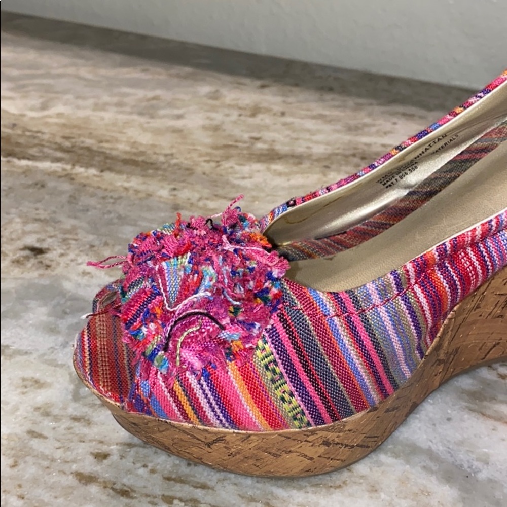 Colorful Wedges - Picture 3 of 4